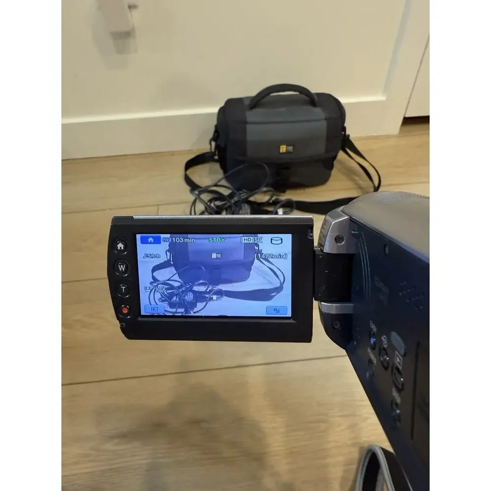 Sony HDR-XR100 HD Handycam Camcorder 80GB HDD Carl Zeiss + Case Charger Tested